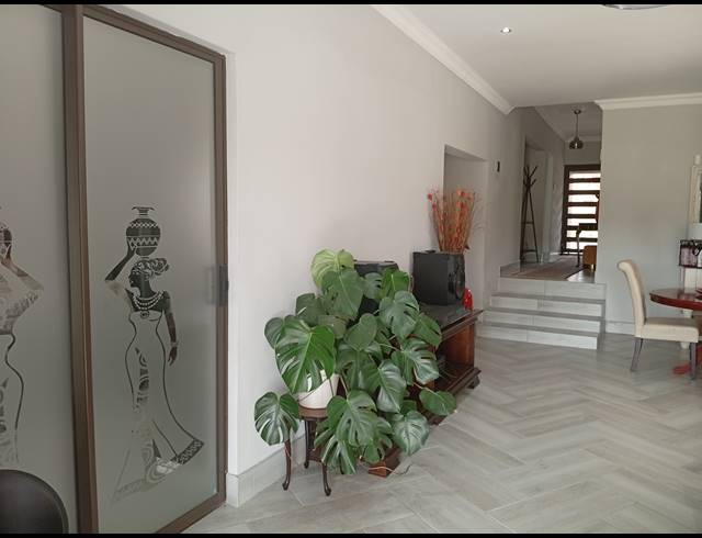 2 BEDROOM HOUSE FOR SALE IN VANES ESTATE